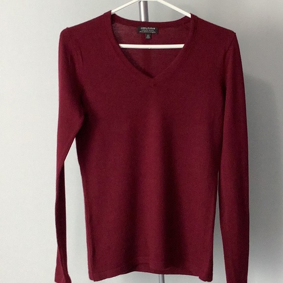 Lord & Taylor Sweaters - Lord&Taylor~ V-Neck Sweater